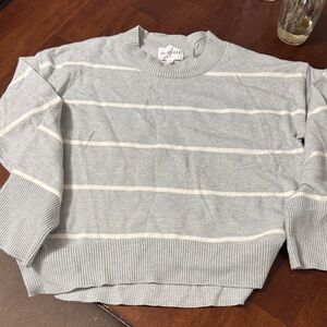 Olive & Oak womens Light Gray Striped Crewneck Sweater